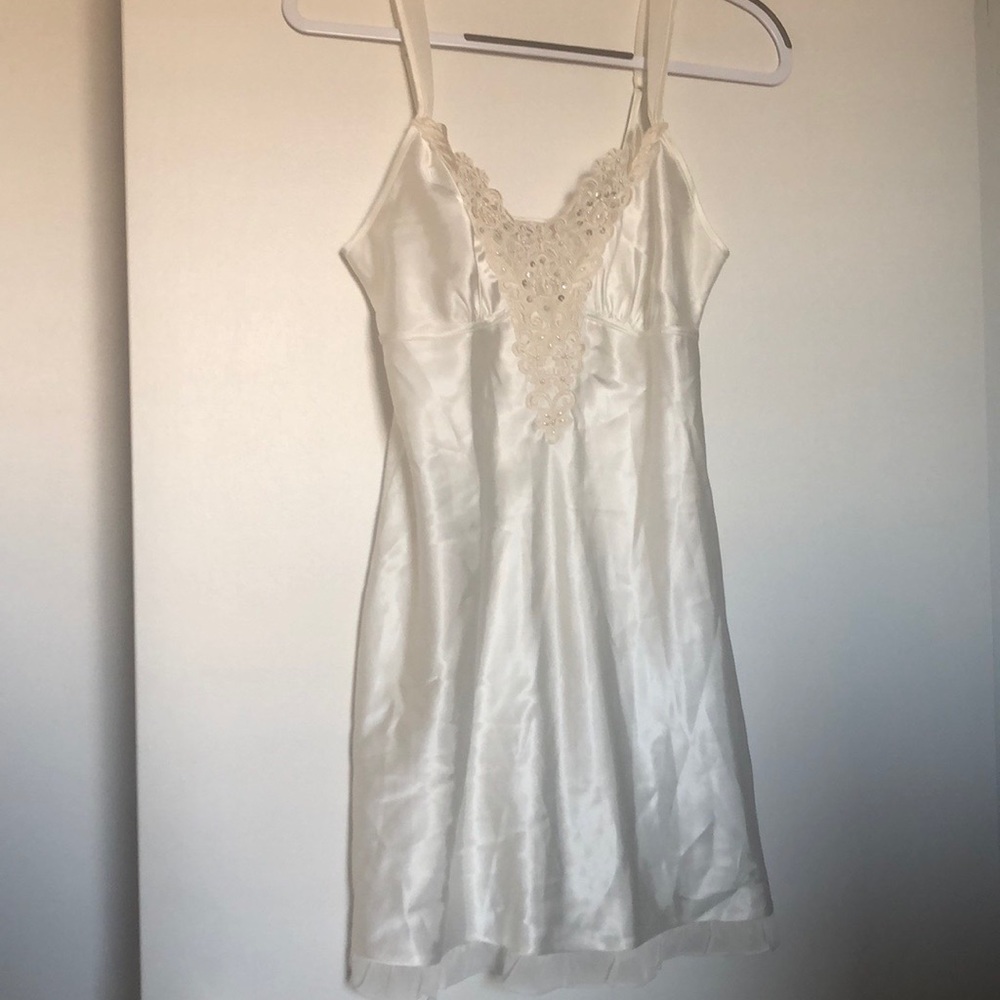 Línea Donatella nightgown